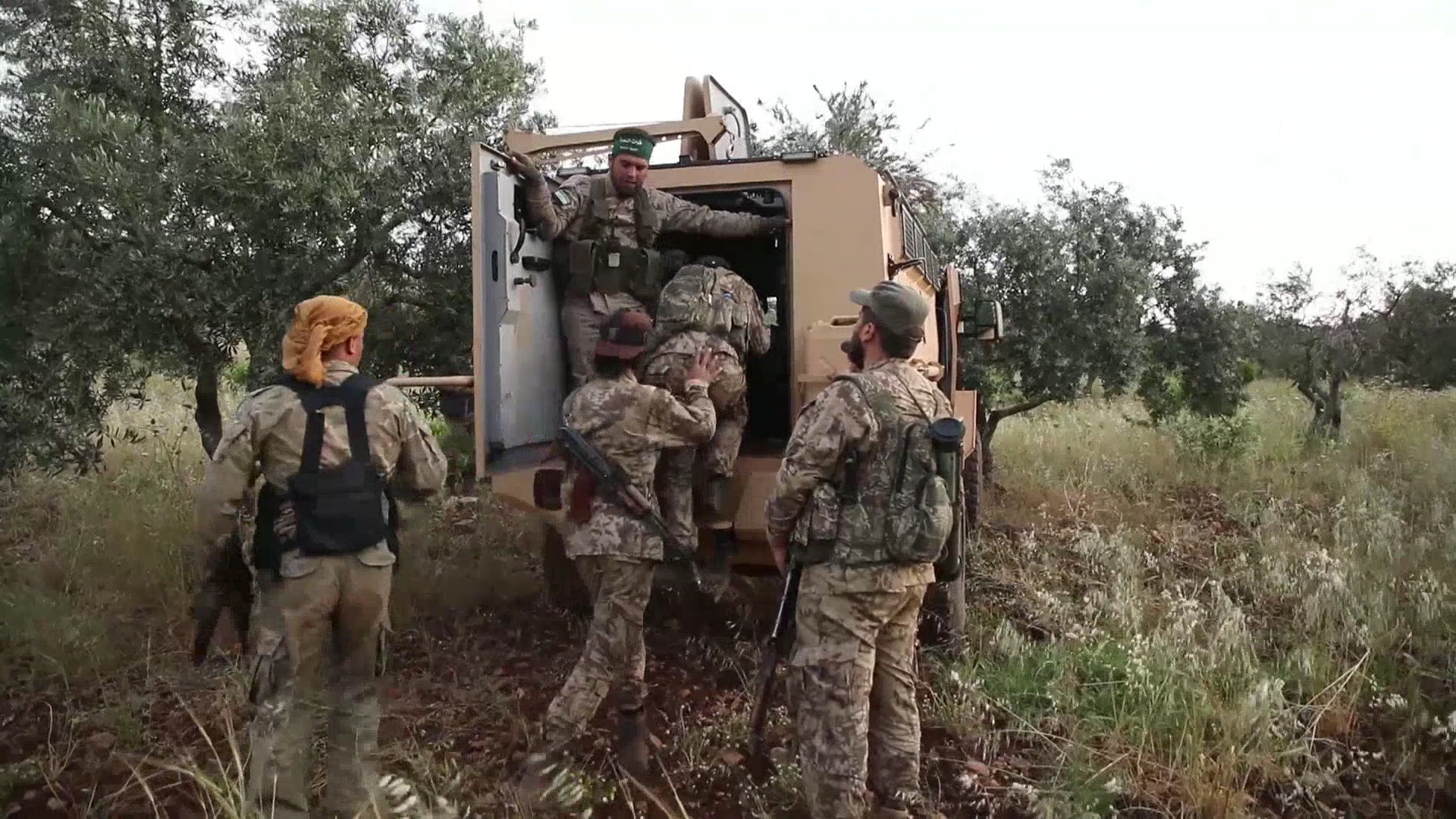 Tirkiyê çekdarên din dişîne Lîbyayê